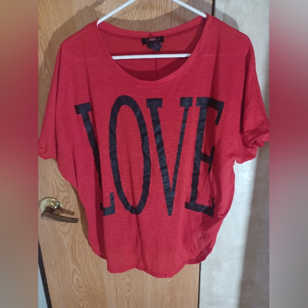 LOVE Oversized Tee - XL
